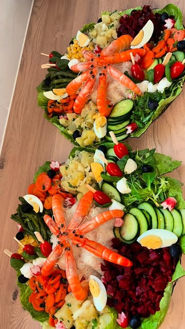 Grands plateaux de fruits de mer et crudités